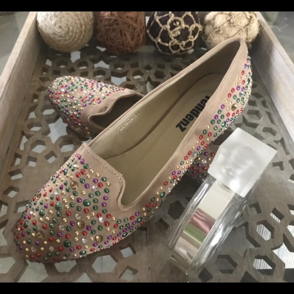 Flats - Picture 3 of 6